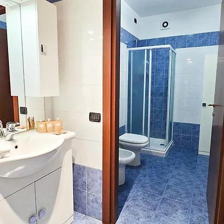 Apartament Skyline Milano-terrazza E Box Auto Esclusivo *