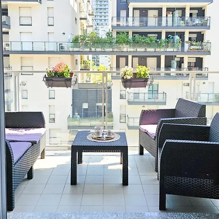 Skyline Milano-terrazza E Box Auto Esclusivo Daire