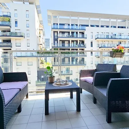 Skyline Milano-terrazza E Box Auto Esclusivo